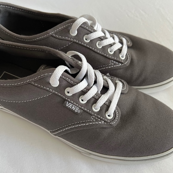 Vans Off the Wall Grey/Gray Lace-Up Sneakers, Brand new, Size US 7 - Picture 2 of 11